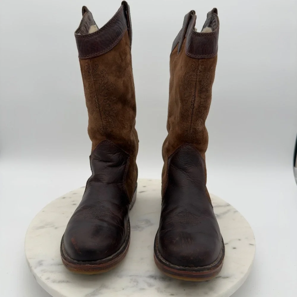 UGG Kensington Tall Boots Womens 6 Brown Leather Suede Shearling Lined 5545 80CH